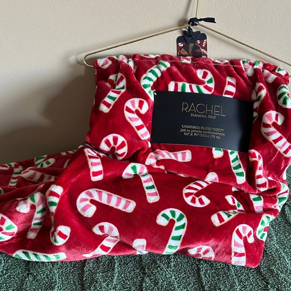RACHEL Rachel Roy Oversized Plush Throw Red Candy Cane Holiday Christmas NEW!